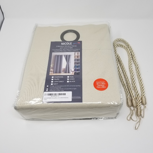 Total Blackout curtains Window Panel by heaveldik - Picture 8 of 8